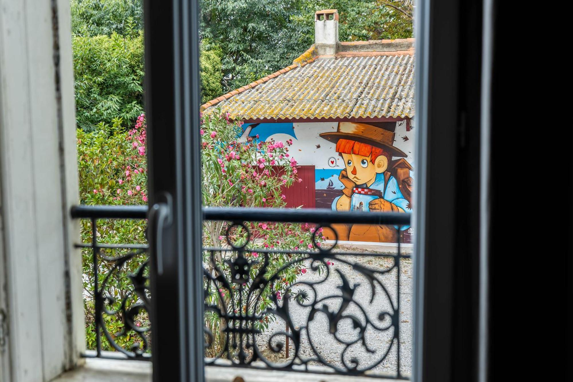 Domaine Castell De Bles Saint-Génis Exterior foto
